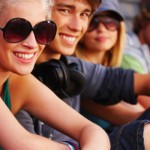 friends-laughing_15290716-660x400